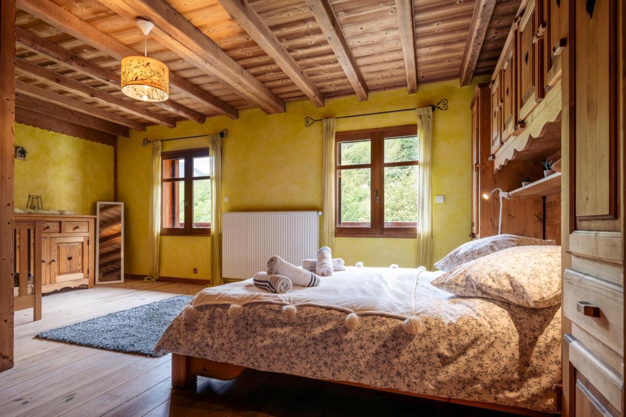 La Maison Des Cerries Hautecour  Zewnętrze zdjęcie